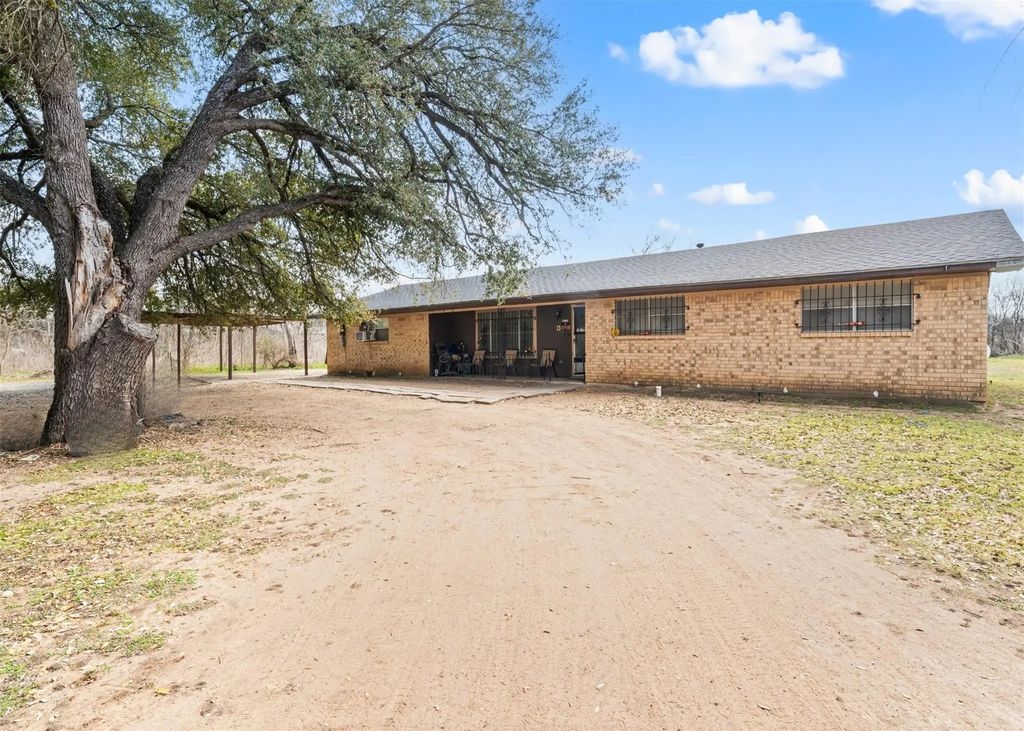520 Quaid Street, Marlin