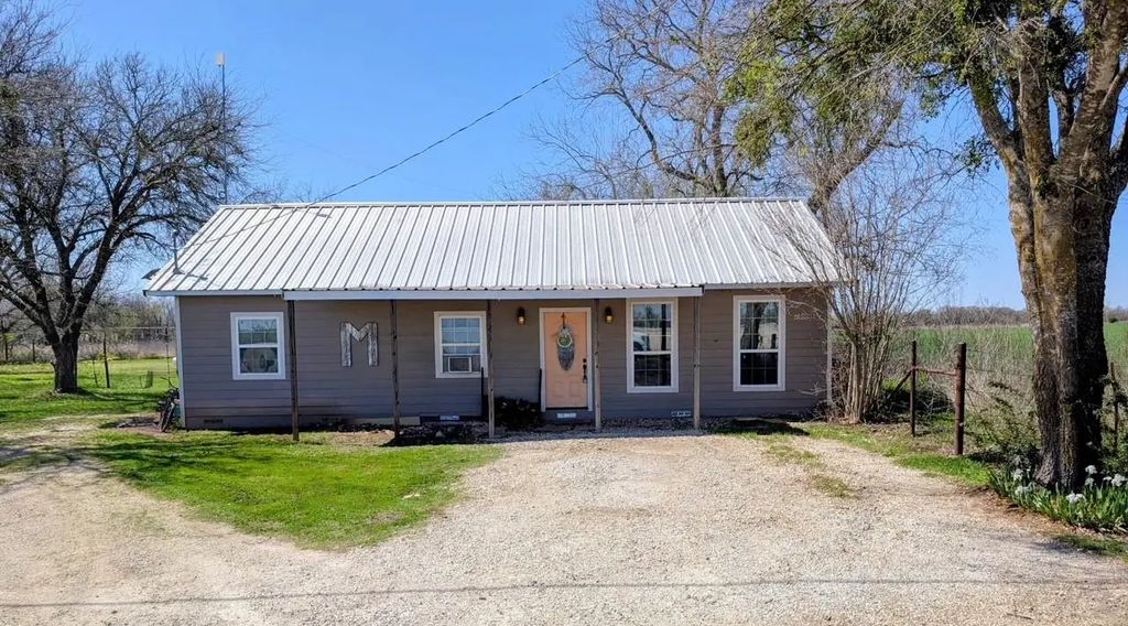 3357 Fm 217, Valley Mills
