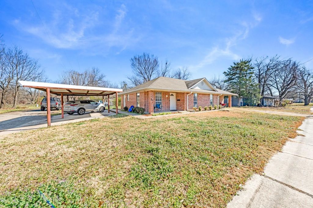 701 & 703 Sw 1st Street, Cooper
