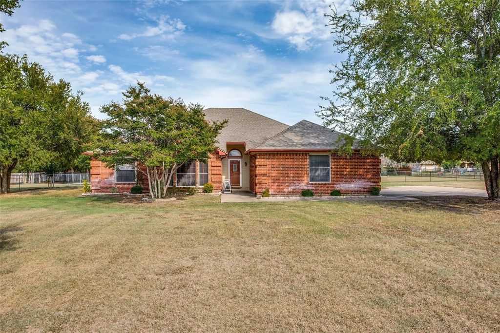 104 Silver Ridge Lane, Aledo