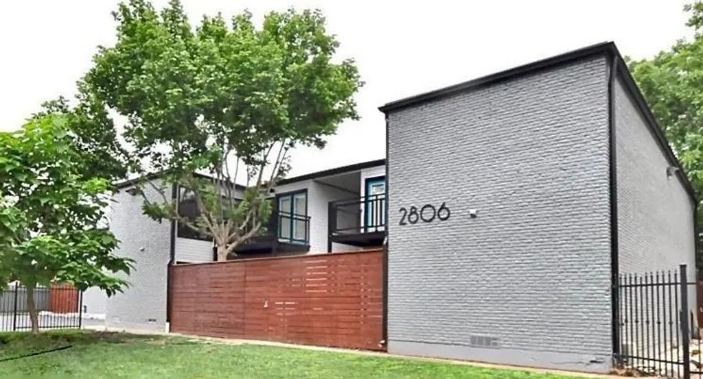 2806 Reagan Street 209, Dallas