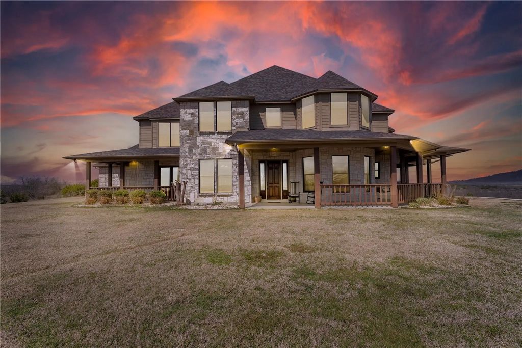 4520 S Nolan River Road, Cleburne