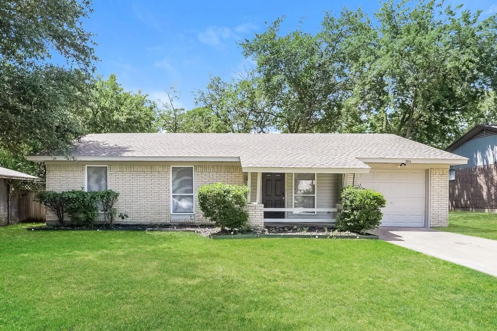 306 Linklea Drive, Duncanville