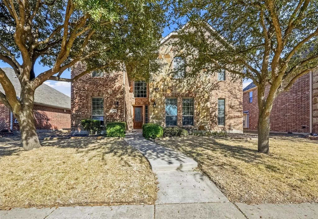 13826 Salmon Drive, Frisco