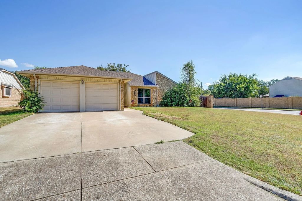 4429 Amherst Lane, Grand Prairie