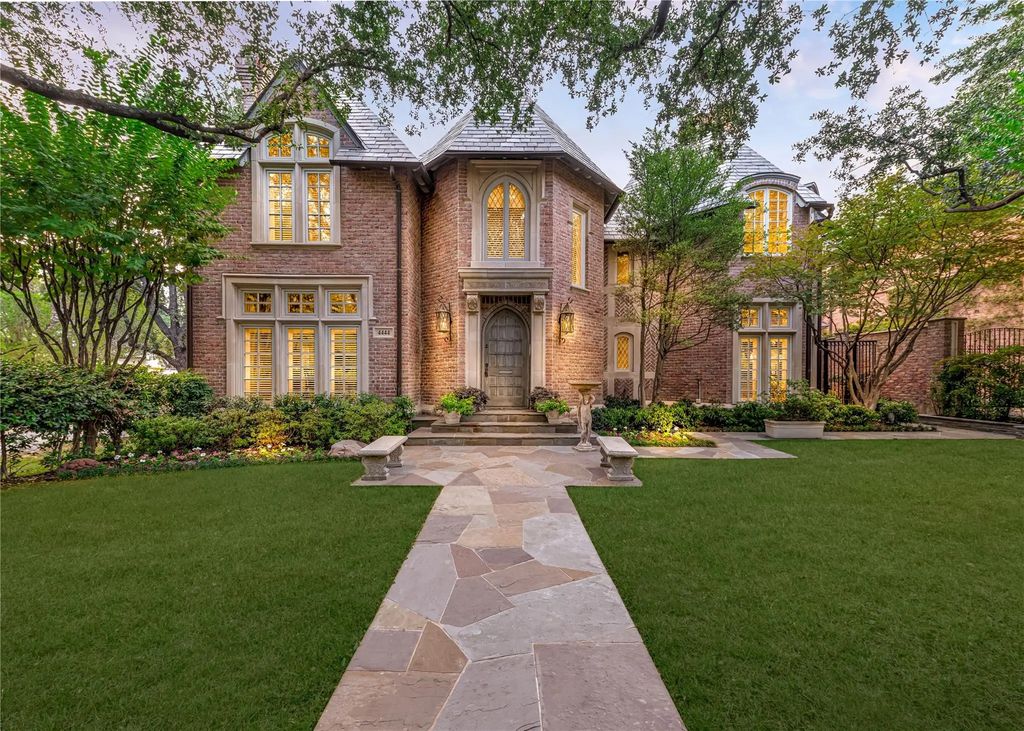 4444 Arcady Avenue, Highland Park