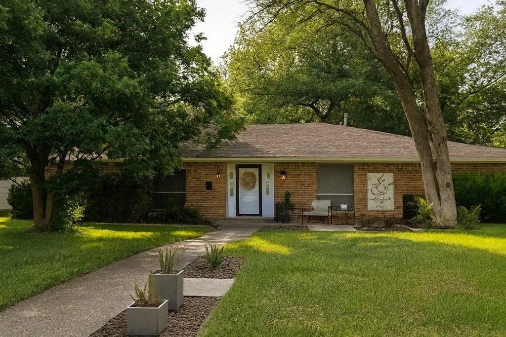 5015 Ashbrook Road, Dallas