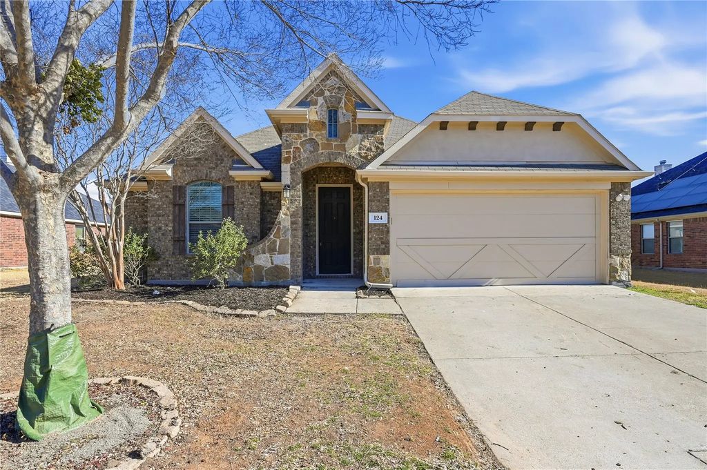 124 Antler Trail, Forney