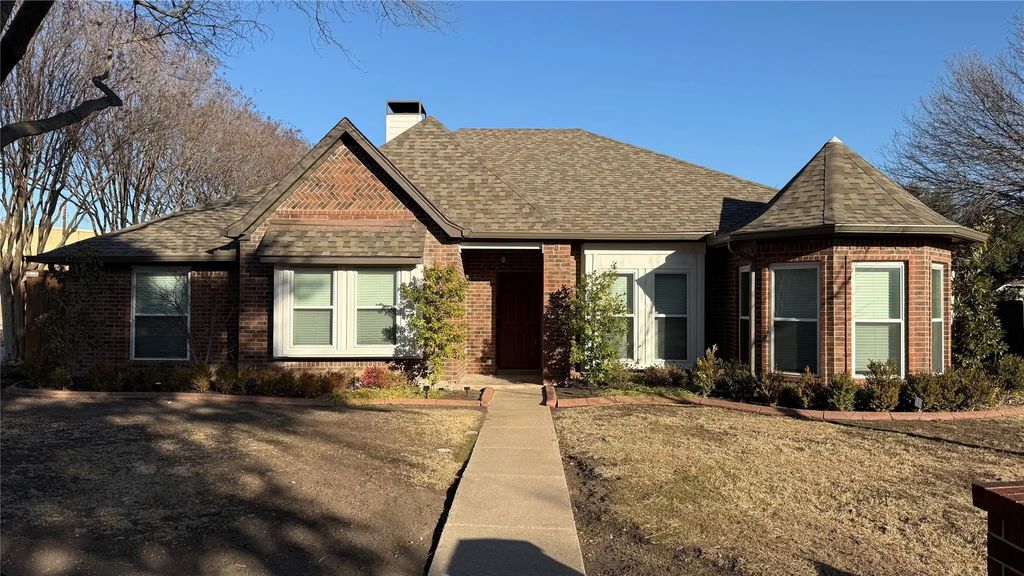 18716 Sagewood Drive, Dallas