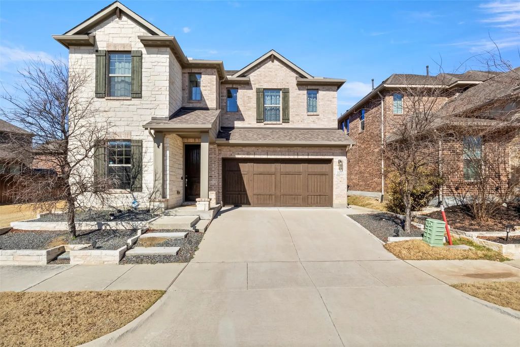 2205 Lexington Way, Carrollton