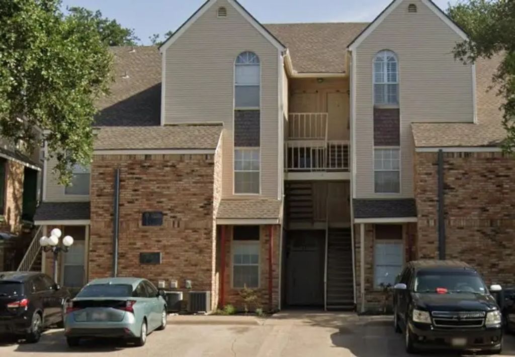 5325 Bent Tree Forest Drive 2225, Dallas