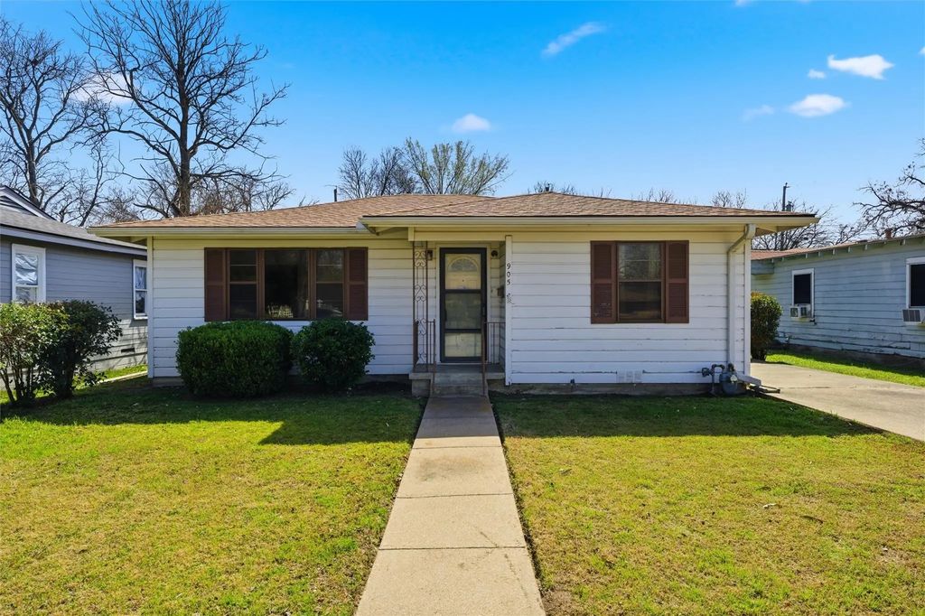 905 Carver Street, Waco