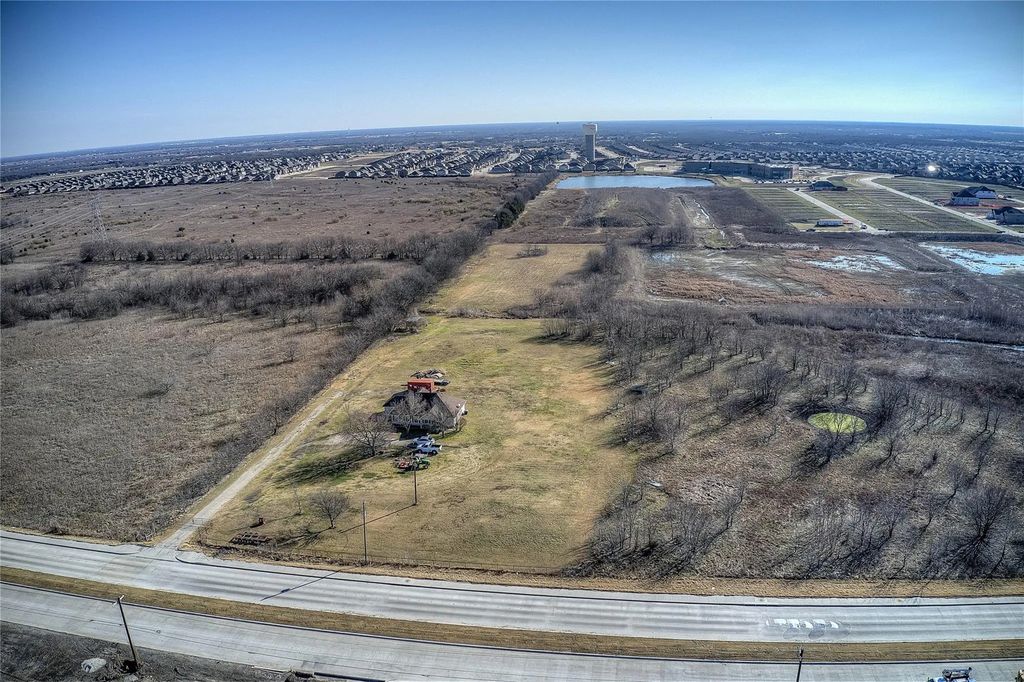 5901 Fm 2642, Royse City