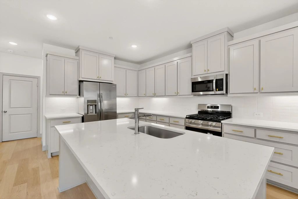 8852 Magnet Drive, Frisco