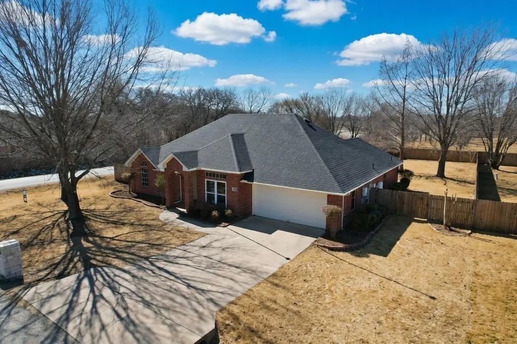3008 Karen Way, Granbury