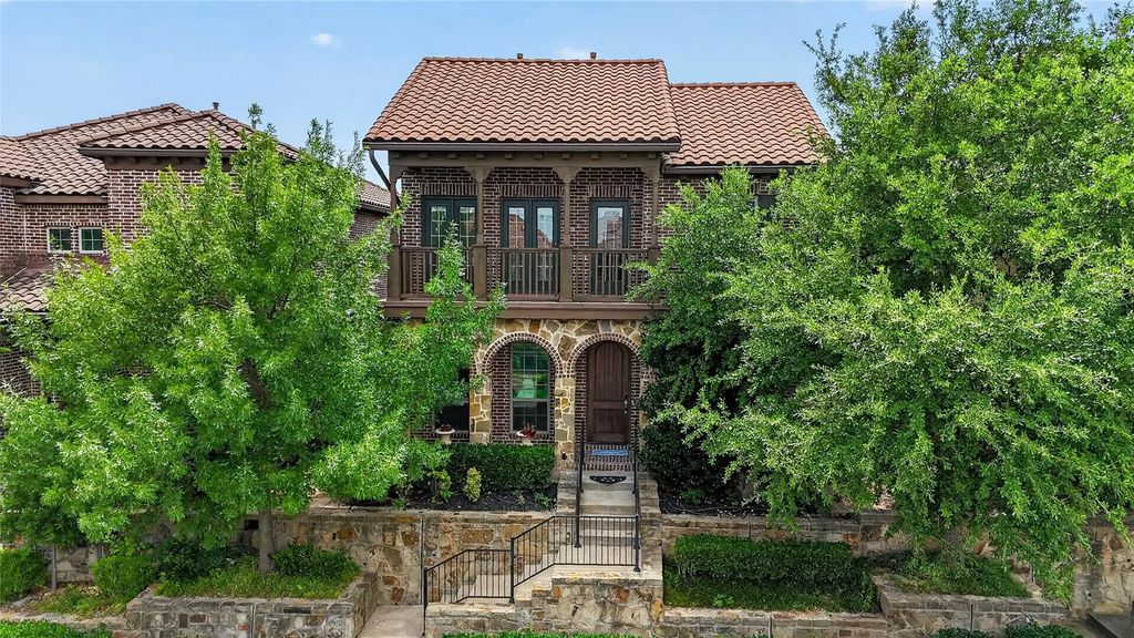 7031 Nueces Drive, Irving