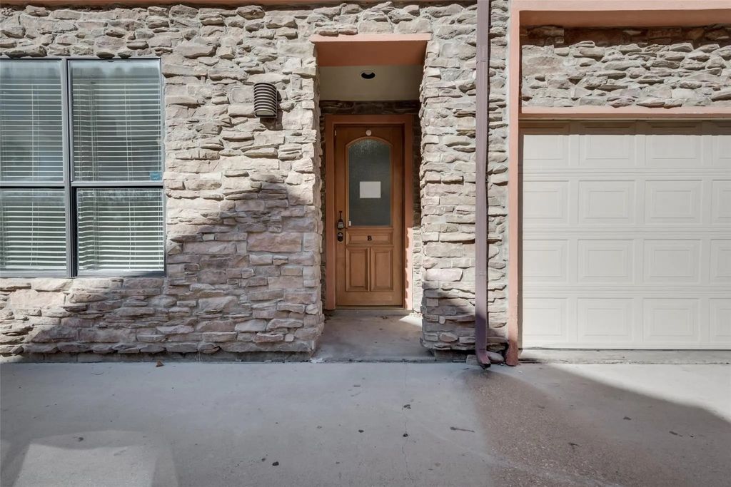 4432 Bowser Avenue B, Dallas