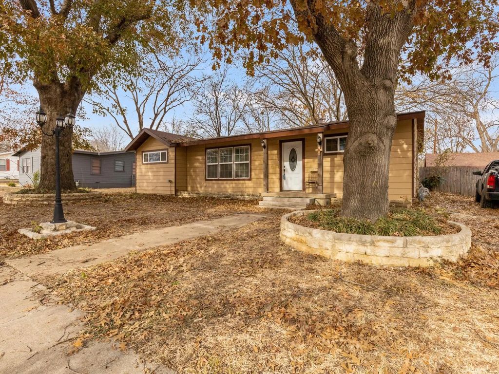 5033 Melissa Street, Haltom City