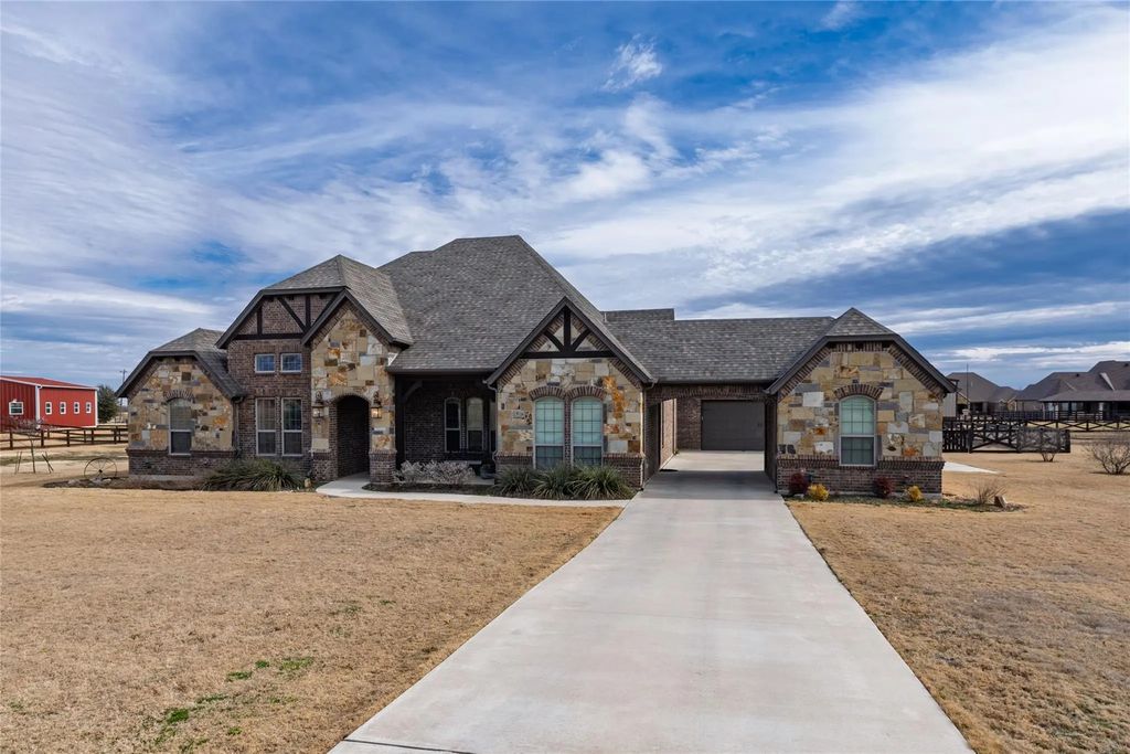 9111 Iron Mountain Trail, Justin