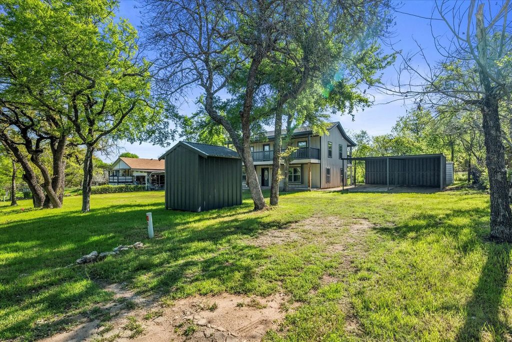 4321 Green Oak Drive, Granbury