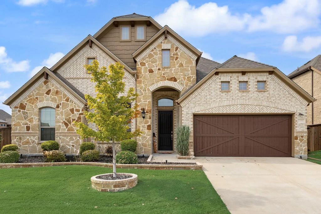 1808 Amalfi Drive, McLendon Chisholm