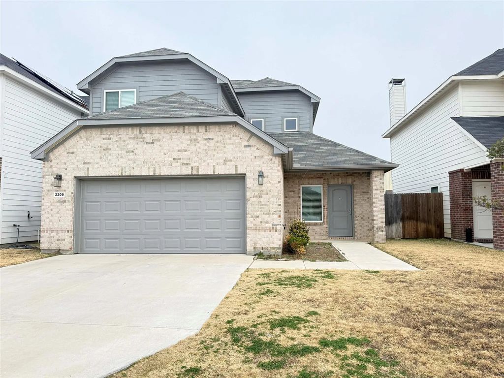 2209 Dana Drive, Grand Prairie