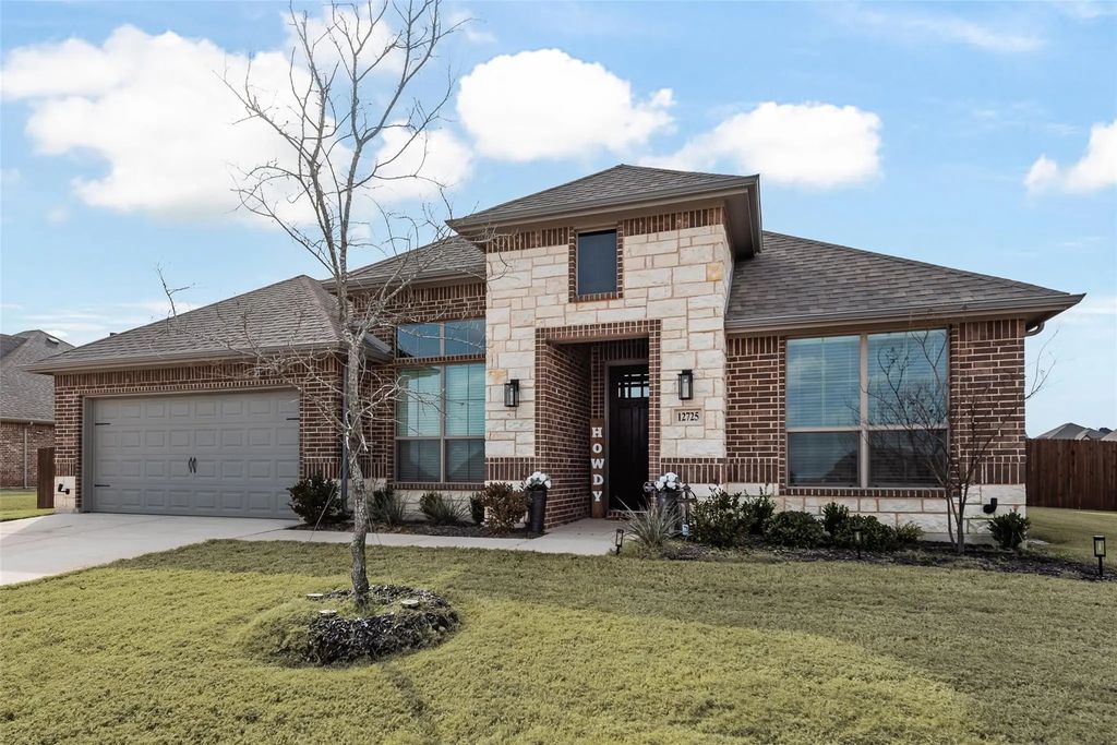 12725 Caliber Drive, Godley
