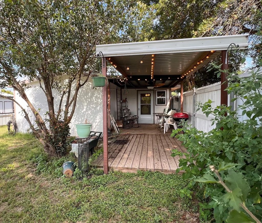 242 Treasurebeach, Comanche
