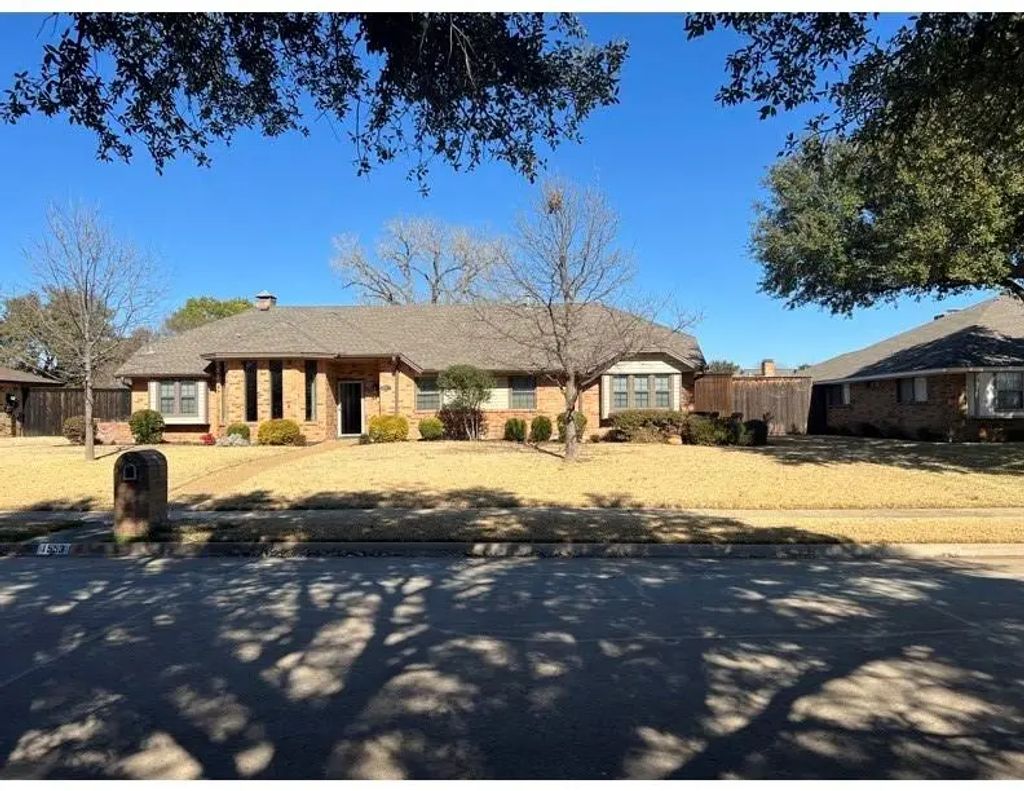 1553 Parkside Trail, Lewisville