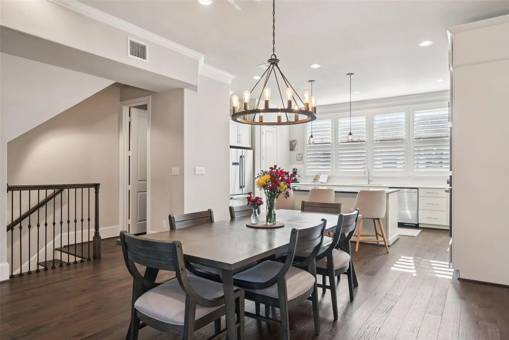 2815 Lynlock Court, Dallas