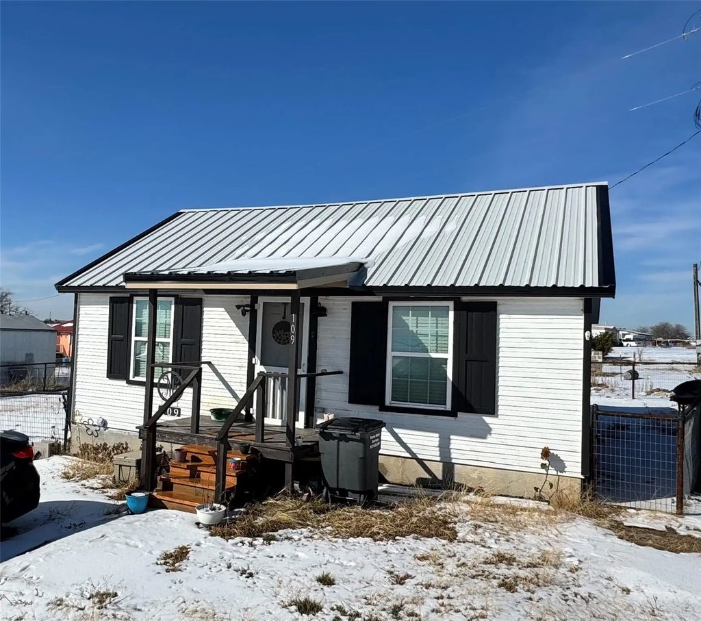 109 W Morning Dove Drive, Azle