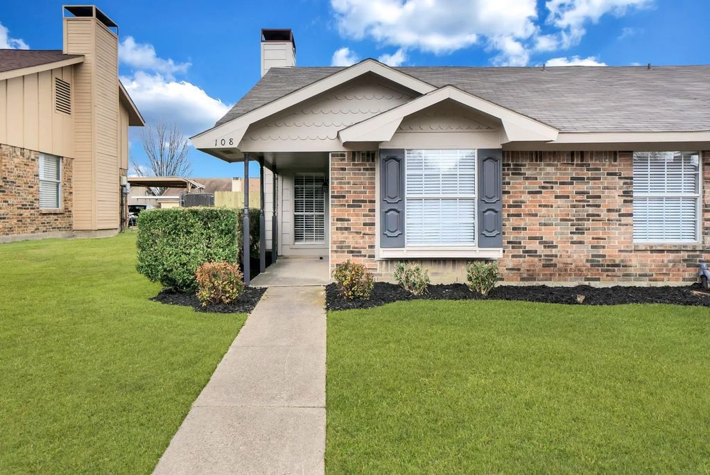 108 Kings Row, Garland