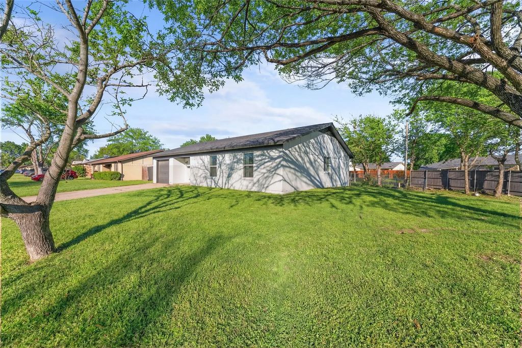 1434 Caladium Drive, Mesquite