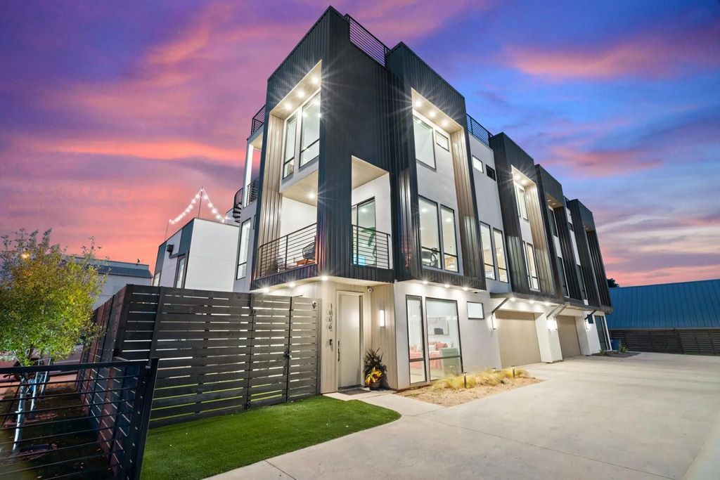 1006 Mobile Street, Dallas
