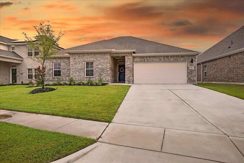 656 Cari Lane, Forney