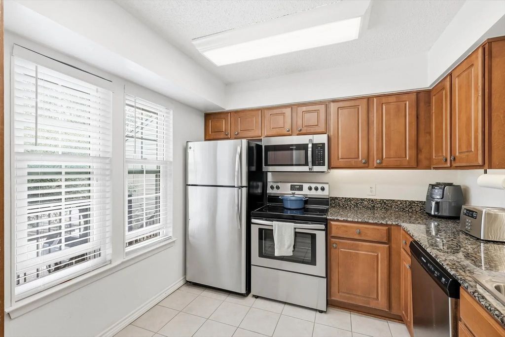 5300 Keller Springs Road 2057, Dallas