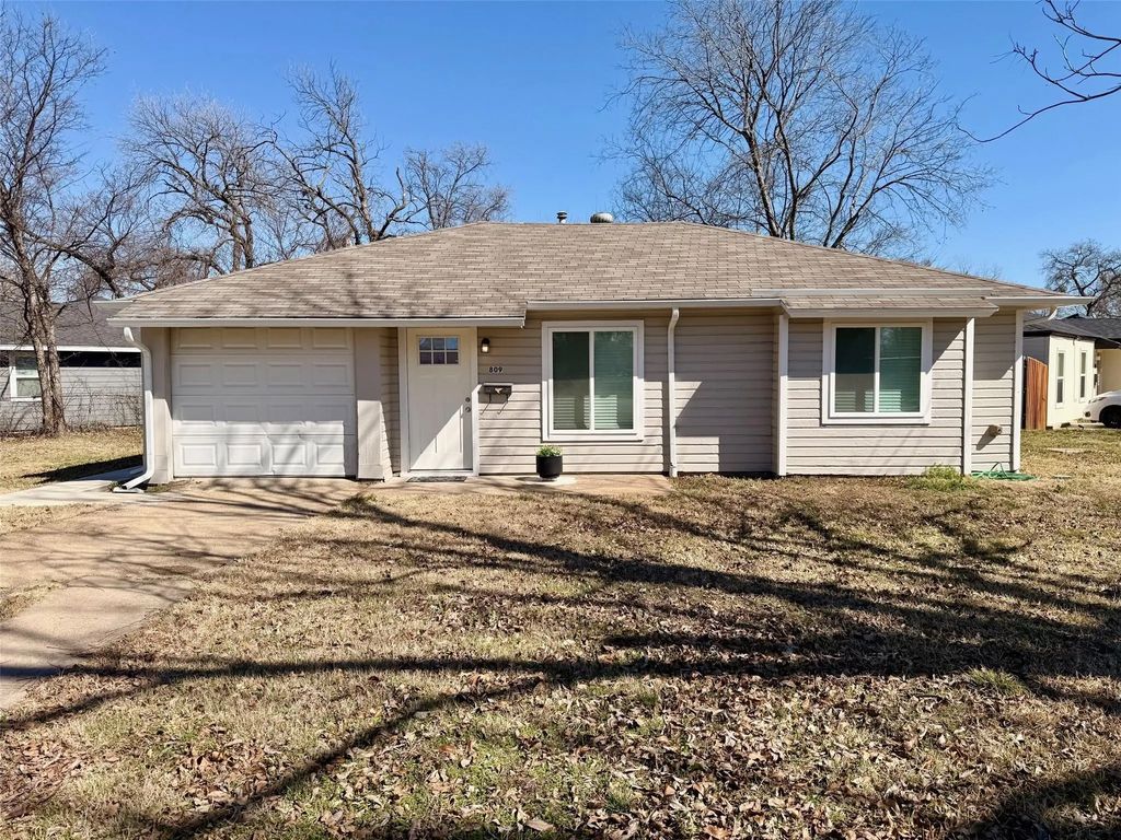 809 Shawnee Trace, Grand Prairie