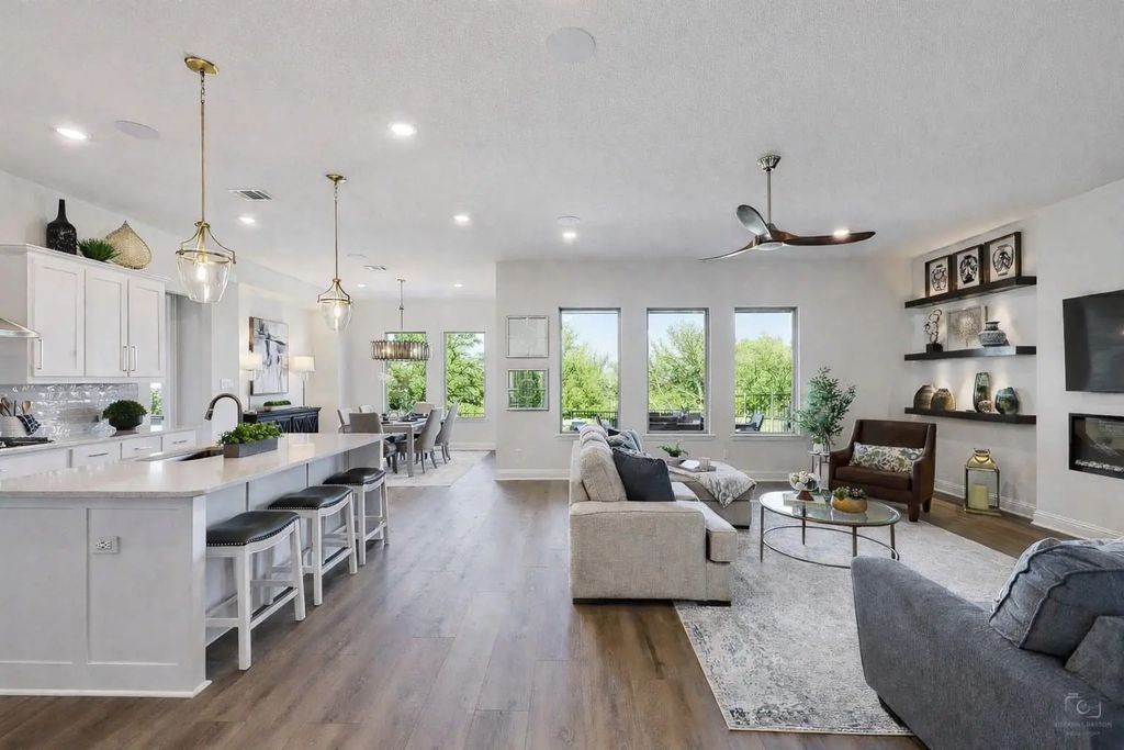 1616 Estivella Drive, Little Elm