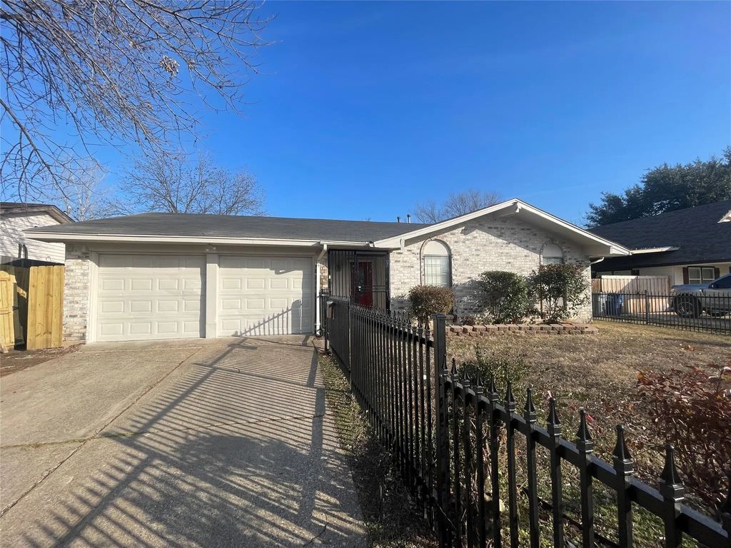 10005 Mill Valley Lane, Dallas