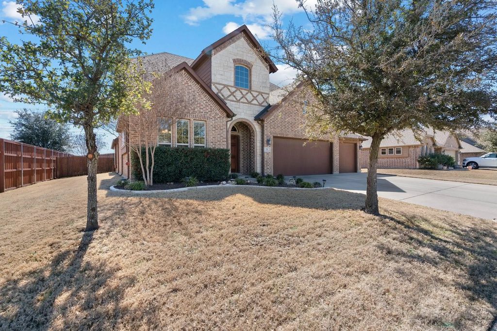 830 Magnolia Drive, Weatherford