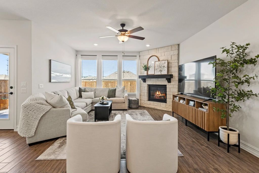 3136 Stonelake Ridge, Lewisville
