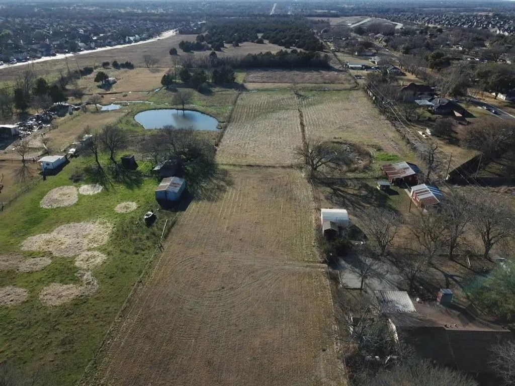 2121 S Hampton Road, Glenn Heights