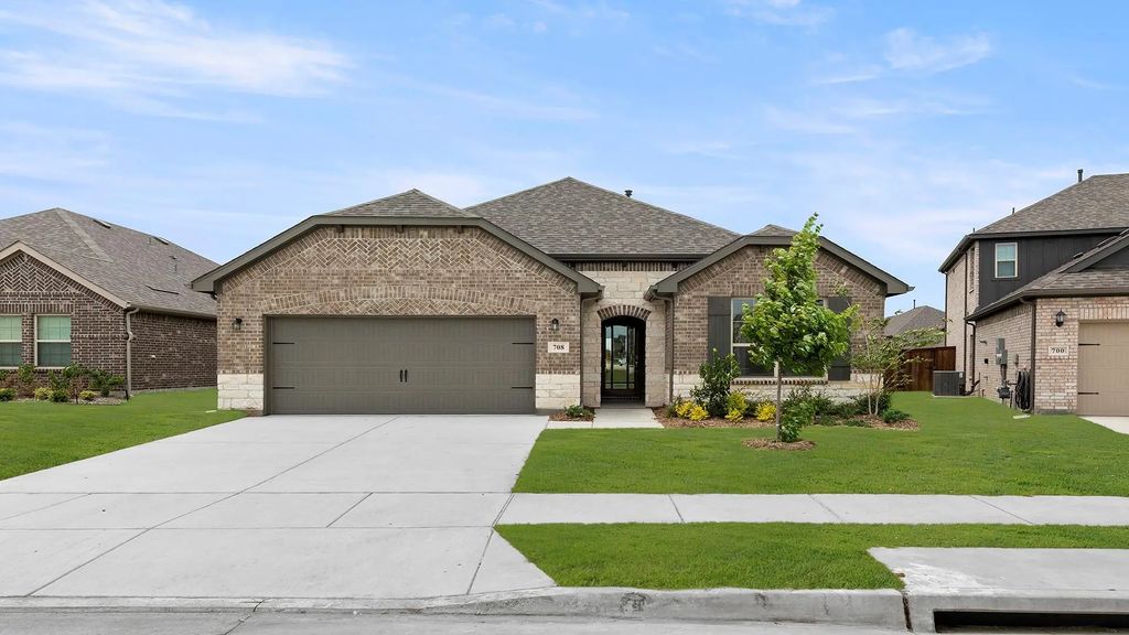 708 Tawny Turn, Lavon