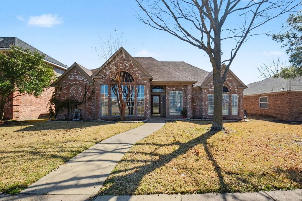 2416 Rebecca Drive, Sachse