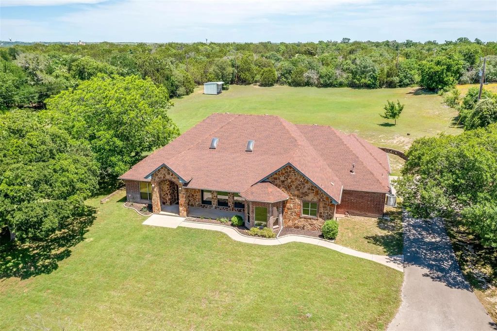 1701 Lakefront Drive, Aledo