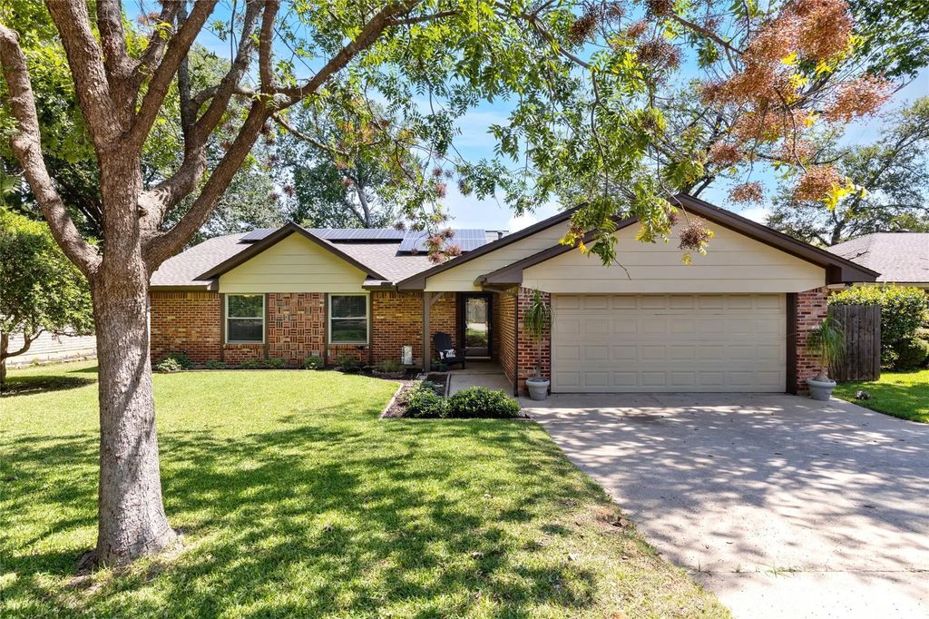 4911 Trails Edge Drive, Arlington