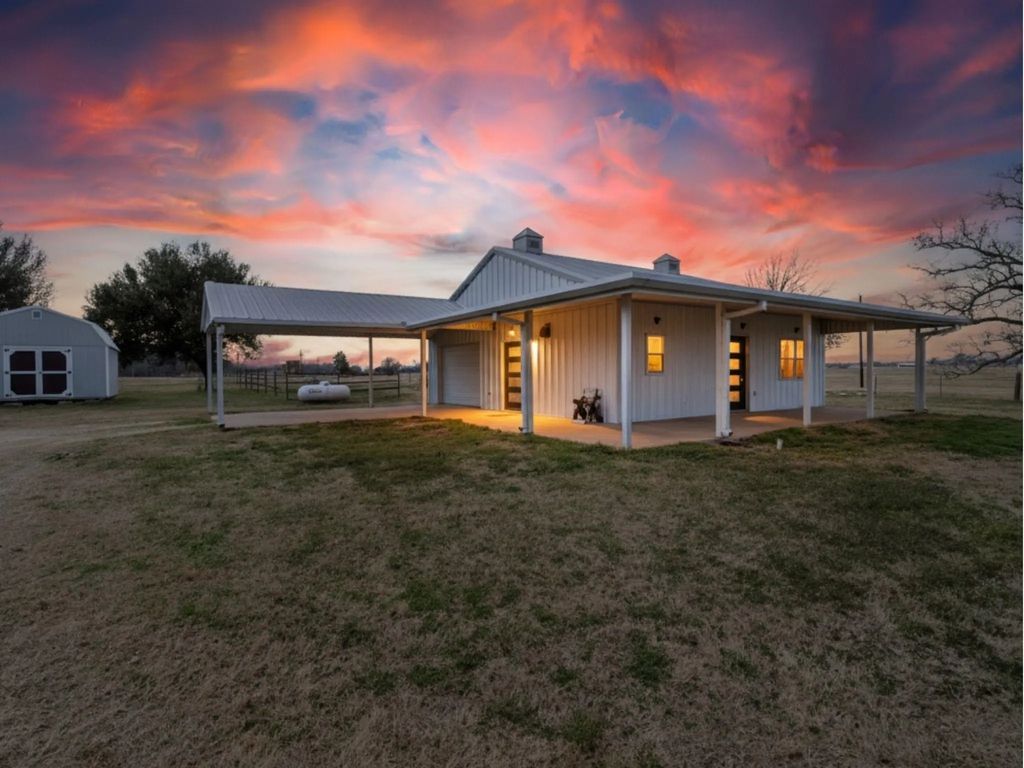 810 Vz County Road 2305, Canton