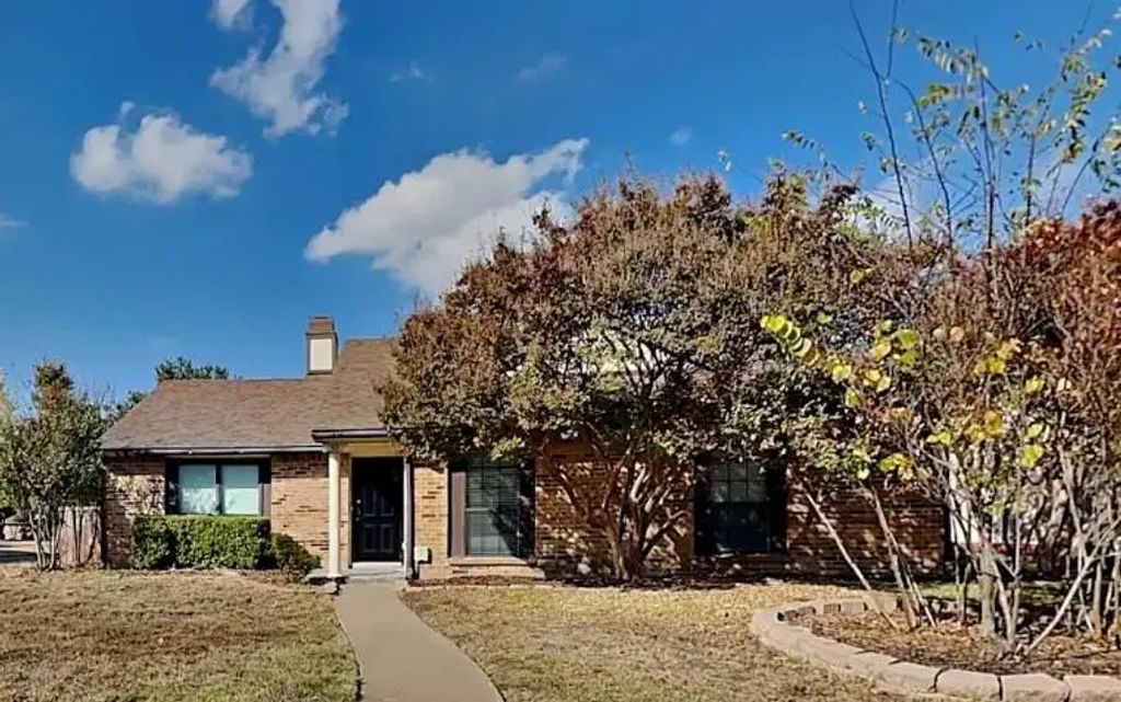 1301 Clearview Drive, Allen