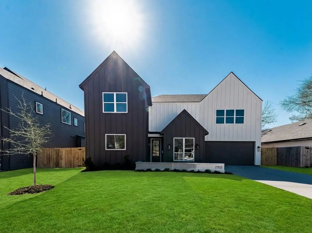 2702 Valentine Street, Dallas