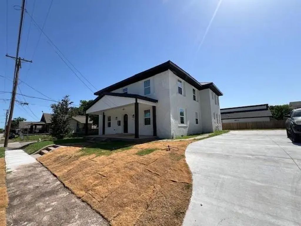 2005 Wesley Street, Greenville